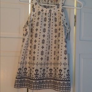 Blue & White Pattern Sleeveless Blouse